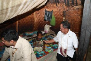 tito di rumah papua gunung