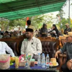 During a strategic working visit to Bibinoi in South Halmahera on April 10, 2026, Prof. Rokhmin Dahuri — member of Indonesia’s House of Representatives (Commission IV) — conducted a direct assessment of the site designated for the *Kampung Nelayan Merah Putih (Red-and-White Fishermen Village)* program.
