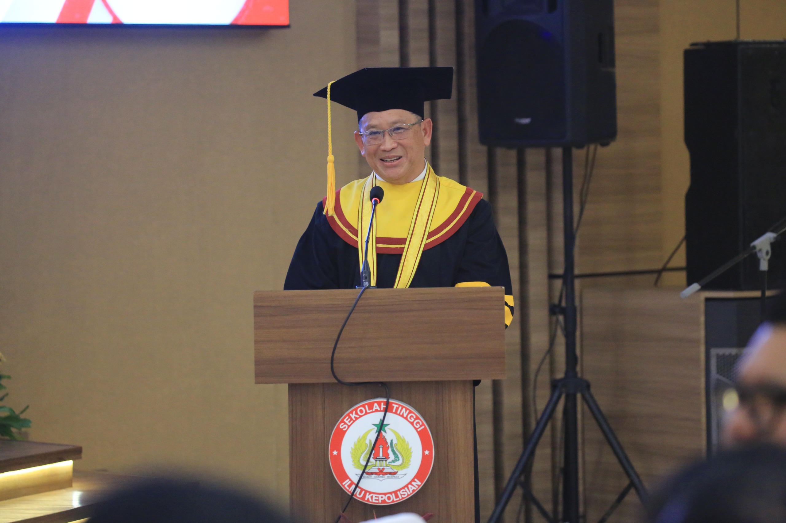 In a time when economic uncertainty, social vulnerability, and public security increasingly intersect, Bahar Buasan has introduced a compelling new perspective on the future of policing in Indonesia: security cannot be sustained by law enforcement alone, but must also be built through economic empowerment and community resilience.